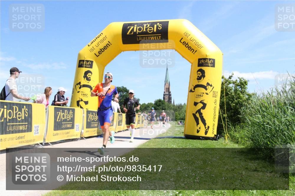 21.06.2026 - Viking Triathlon Michael Strokosch http://msf.ph/oto/9835417 21.06.2026 13:29:27 Laufen 200, 374 meine-sportfotos.de