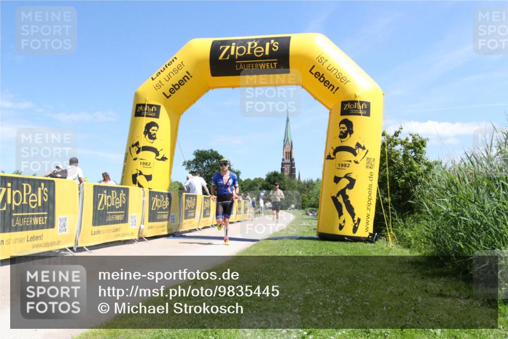 21.06.2026 - Viking Triathlon Michael Strokosch http://msf.ph/oto/9835445 21.06.2026 13:30:26 Laufen 25, 147, 233 meine-sportfotos.de