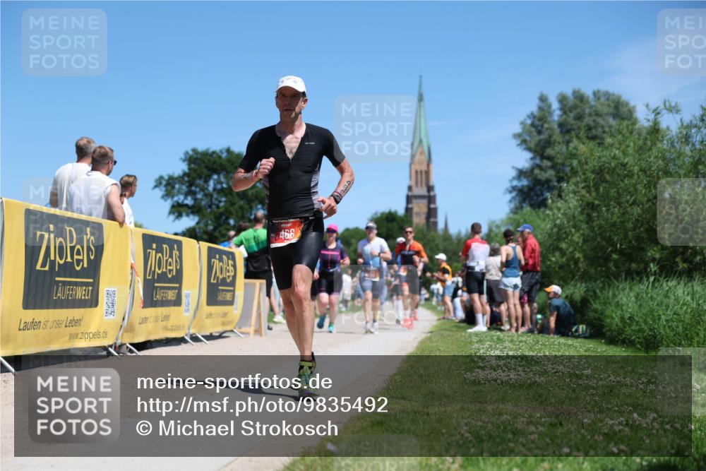 21.06.2026 - Viking Triathlon Michael Strokosch http://msf.ph/oto/9835492 21.06.2026 14:10:38 Laufen 53, 86, 131, 184, 243, 257, 424, 466 meine-sportfotos.de