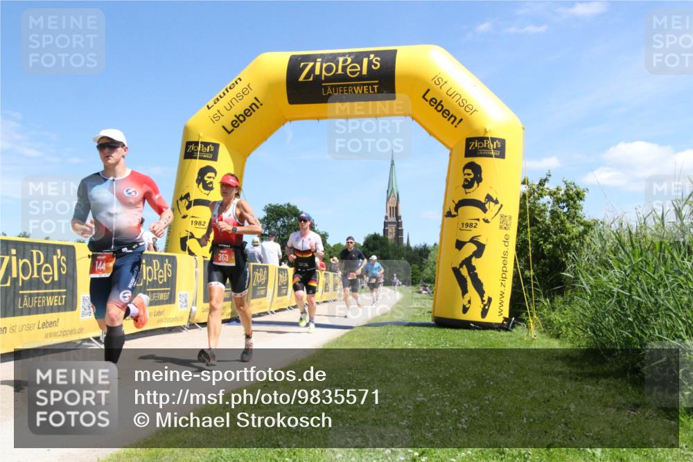 21.06.2026 - Viking Triathlon Michael Strokosch http://msf.ph/oto/9835571 21.06.2026 13:34:57 Laufen 134, 144, 306, 332, 353, 391, 563 meine-sportfotos.de