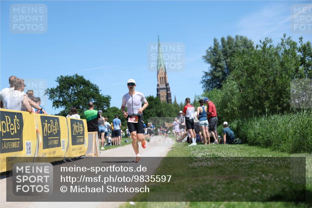 21.06.2026 - Viking Triathlon Michael Strokosch http://msf.ph/oto/9835597 21.06.2026 14:11:11 Laufen 36, 234 meine-sportfotos.de