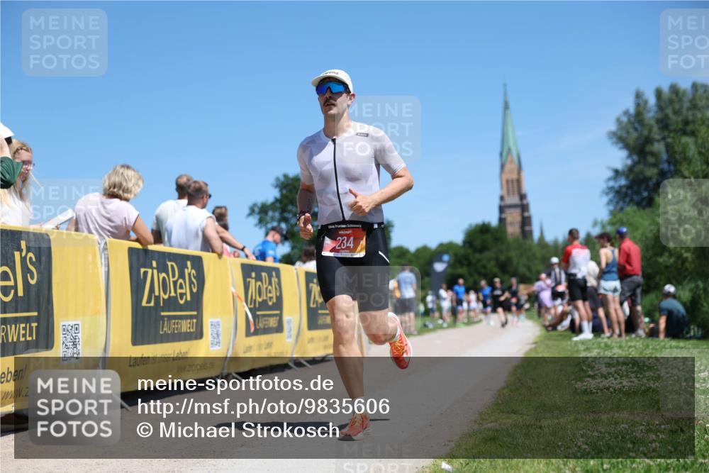 21.06.2026 - Viking Triathlon Michael Strokosch http://msf.ph/oto/9835606 21.06.2026 14:11:13 Laufen 100, 234 meine-sportfotos.de