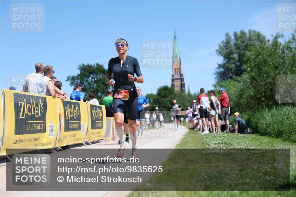 21.06.2026 - Viking Triathlon Michael Strokosch http://msf.ph/oto/9835625 21.06.2026 14:11:22 Laufen 16, 100, 563, 603, 636, 670 meine-sportfotos.de