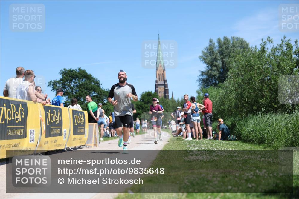 21.06.2026 - Viking Triathlon Michael Strokosch http://msf.ph/oto/9835648 21.06.2026 14:11:27 Laufen 16, 177, 233, 563, 603, 636, 670 meine-sportfotos.de