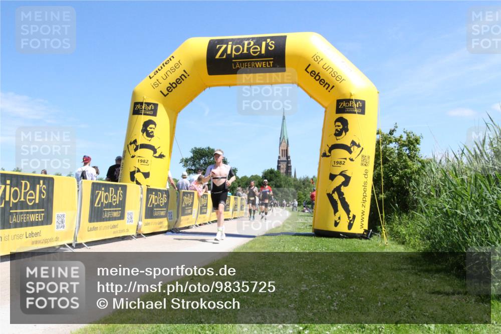 21.06.2026 - Viking Triathlon Michael Strokosch http://msf.ph/oto/9835725 21.06.2026 13:39:50 Laufen 36, 103 meine-sportfotos.de
