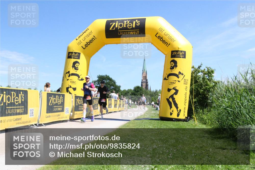 21.06.2026 - Viking Triathlon Michael Strokosch http://msf.ph/oto/9835824 21.06.2026 13:42:31 Laufen 305, 330 meine-sportfotos.de