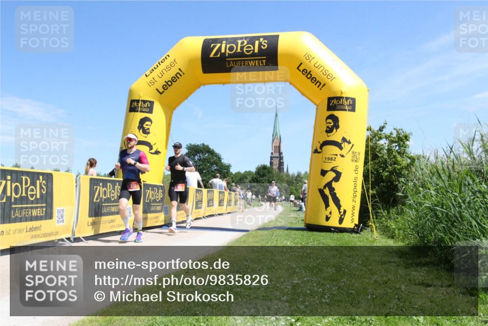 21.06.2026 - Viking Triathlon Michael Strokosch http://msf.ph/oto/9835826 21.06.2026 13:42:32 Laufen 305, 330 meine-sportfotos.de