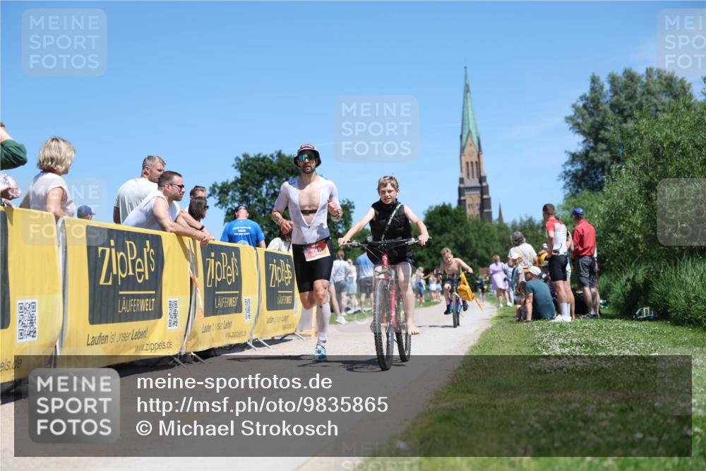 21.06.2026 - Viking Triathlon Michael Strokosch http://msf.ph/oto/9835865 21.06.2026 14:12:40 Laufen 143, 348, 569 meine-sportfotos.de