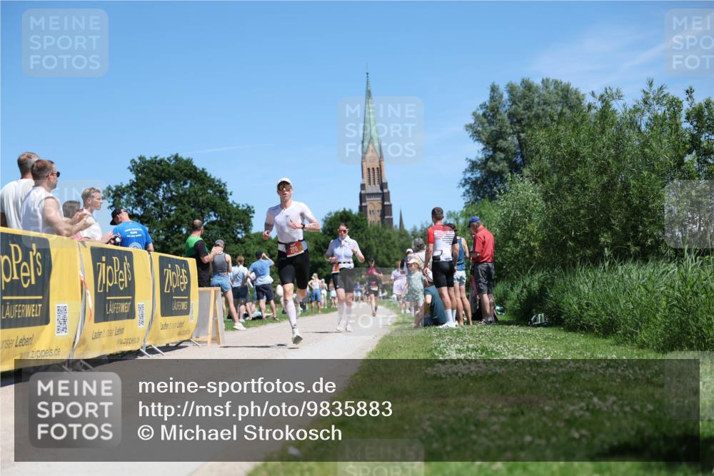 21.06.2026 - Viking Triathlon Michael Strokosch http://msf.ph/oto/9835883 21.06.2026 14:12:57 Laufen 48, 270 meine-sportfotos.de