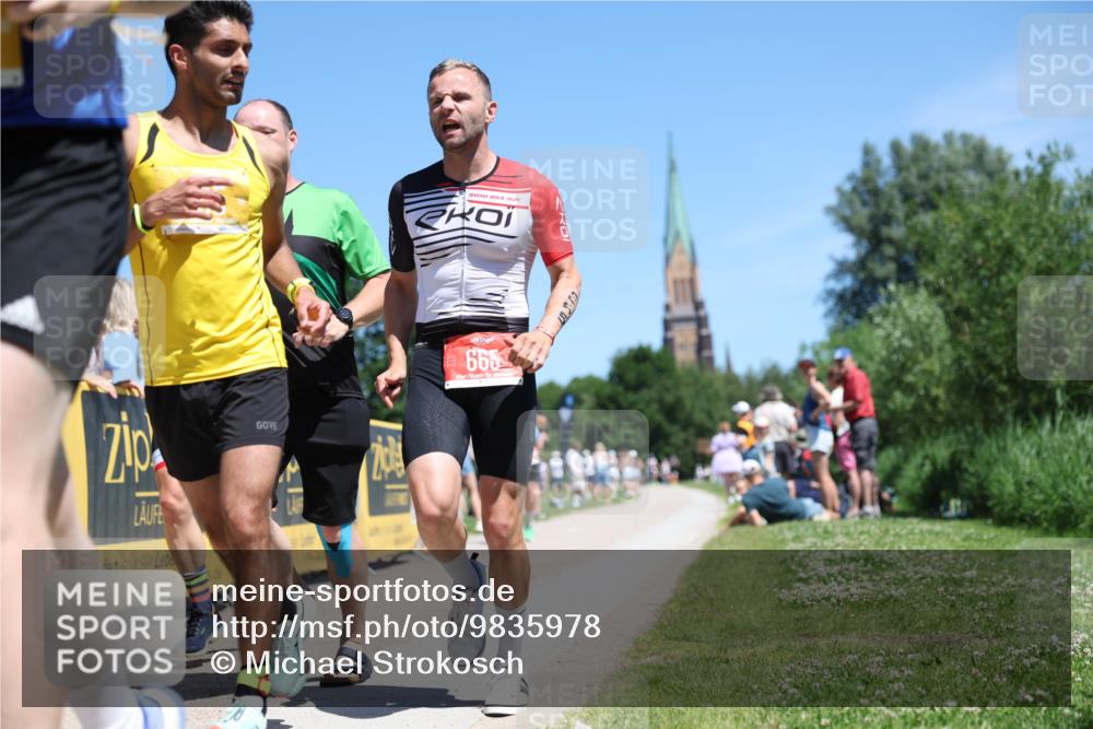 21.06.2026 - Viking Triathlon Michael Strokosch http://msf.ph/oto/9835978 21.06.2026 14:13:33 Laufen 516, 533, 602, 652, 665 meine-sportfotos.de