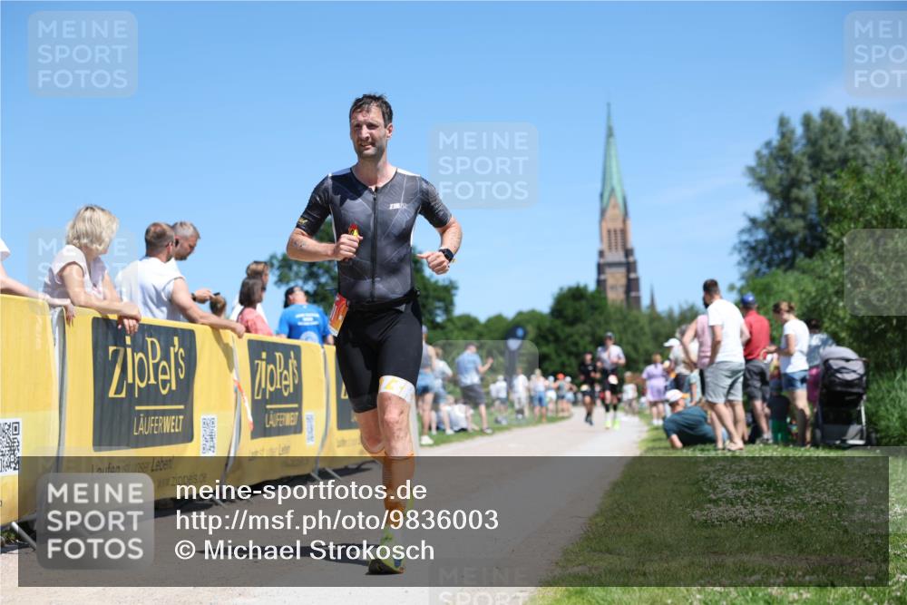 21.06.2026 - Viking Triathlon Michael Strokosch http://msf.ph/oto/9836003 21.06.2026 14:13:56 Laufen 343, 401 meine-sportfotos.de