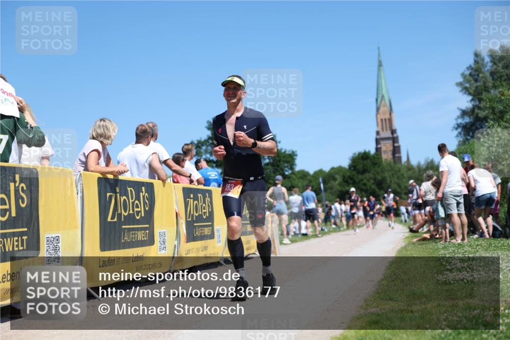21.06.2026 - Viking Triathlon Michael Strokosch http://msf.ph/oto/9836177 21.06.2026 14:16:01 Laufen 183, 227, 494 meine-sportfotos.de