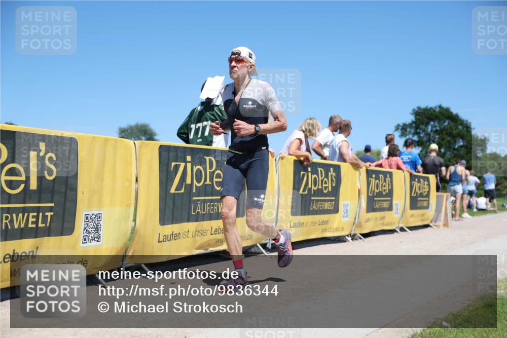 21.06.2026 - Viking Triathlon Michael Strokosch http://msf.ph/oto/9836344 21.06.2026 14:18:04 Laufen 90, 133 meine-sportfotos.de