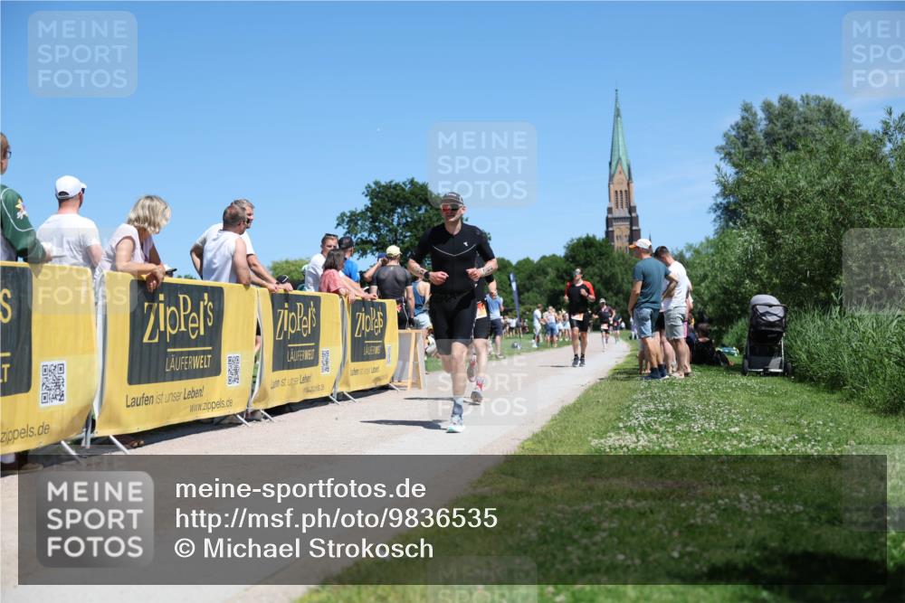 21.06.2026 - Viking Triathlon Michael Strokosch http://msf.ph/oto/9836535 21.06.2026 14:20:17 Laufen 156, 341, 380, 438 meine-sportfotos.de