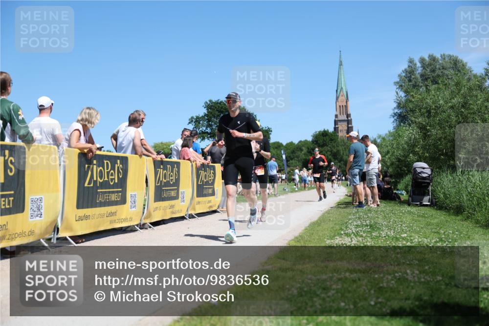 21.06.2026 - Viking Triathlon Michael Strokosch http://msf.ph/oto/9836536 21.06.2026 14:20:17 Laufen 156, 341, 380, 438 meine-sportfotos.de