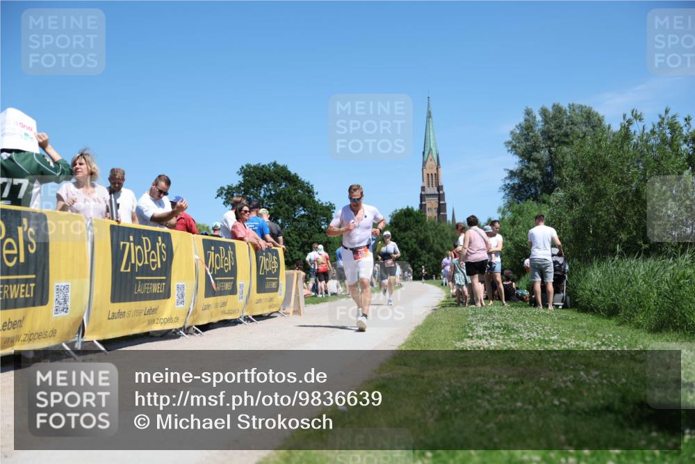 21.06.2026 - Viking Triathlon Michael Strokosch http://msf.ph/oto/9836639 21.06.2026 14:21:37 Laufen 297, 510 meine-sportfotos.de