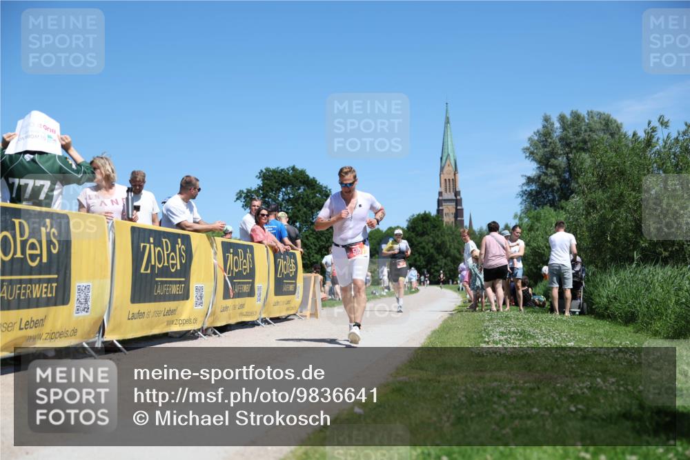 21.06.2026 - Viking Triathlon Michael Strokosch http://msf.ph/oto/9836641 21.06.2026 14:21:38 Laufen 297, 510 meine-sportfotos.de