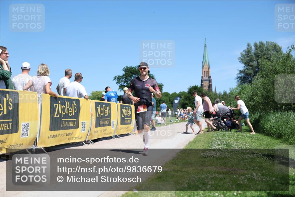 21.06.2026 - Viking Triathlon Michael Strokosch http://msf.ph/oto/9836679 21.06.2026 14:22:22 Laufen 44 meine-sportfotos.de