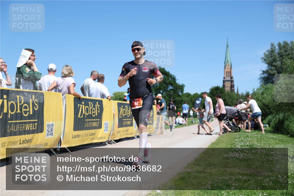 21.06.2026 - Viking Triathlon Michael Strokosch http://msf.ph/oto/9836682 21.06.2026 14:22:22 Laufen 44 meine-sportfotos.de