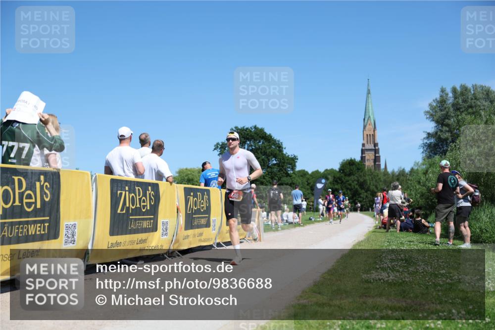 21.06.2026 - Viking Triathlon Michael Strokosch http://msf.ph/oto/9836688 21.06.2026 14:22:37 Laufen 474, 546 meine-sportfotos.de