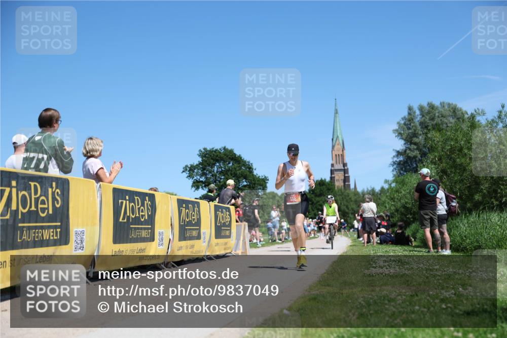 21.06.2026 - Viking Triathlon Michael Strokosch http://msf.ph/oto/9837049 21.06.2026 14:27:02 Laufen 18, 523, 555 meine-sportfotos.de