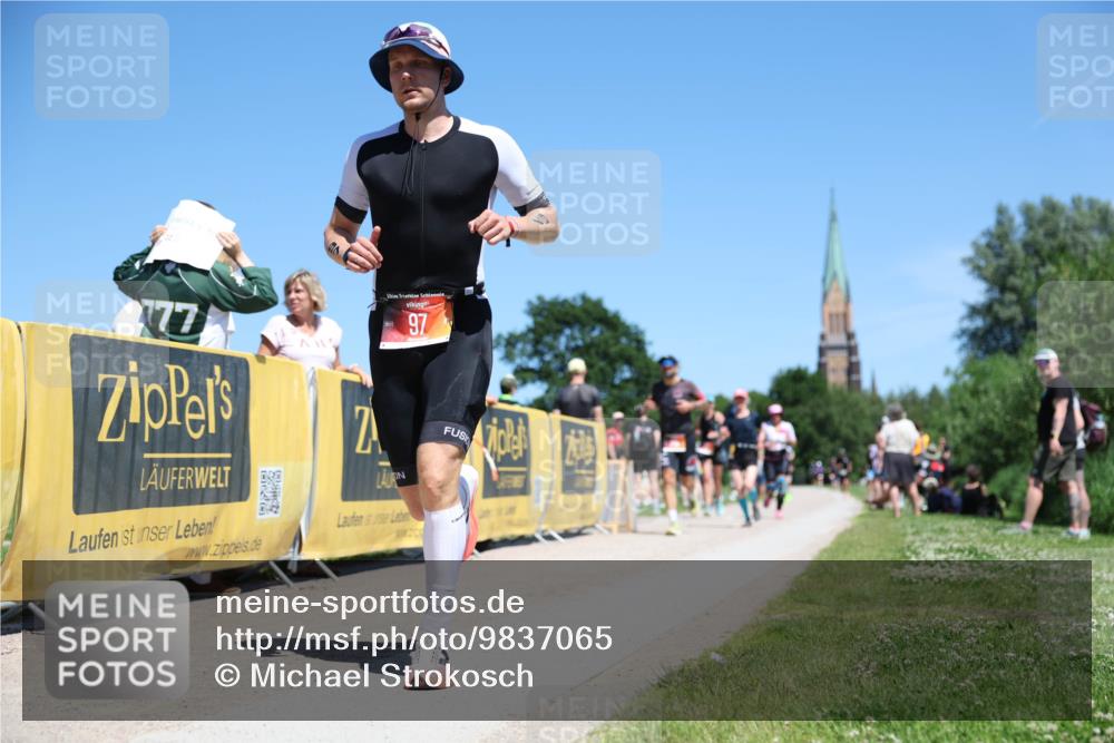 21.06.2026 - Viking Triathlon Michael Strokosch http://msf.ph/oto/9837065 21.06.2026 14:27:14 Laufen 97, 109, 395, 457, 541, 621 meine-sportfotos.de