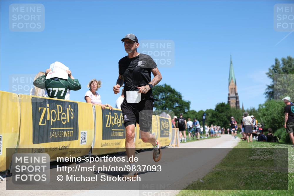 21.06.2026 - Viking Triathlon Michael Strokosch http://msf.ph/oto/9837093 21.06.2026 14:27:30 Laufen 362, 658 meine-sportfotos.de
