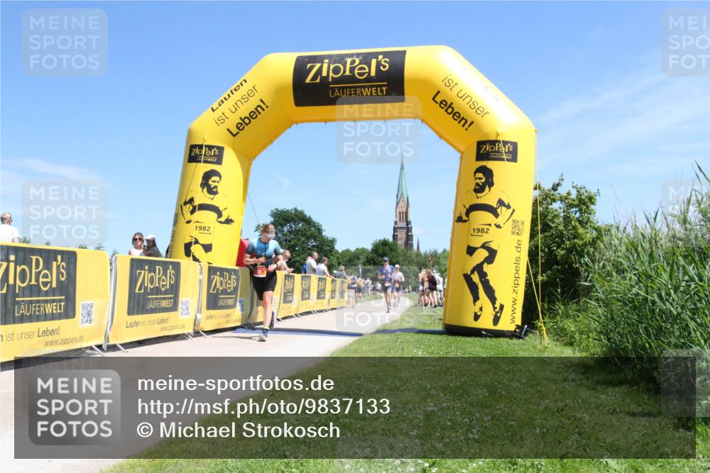 21.06.2026 - Viking Triathlon Michael Strokosch http://msf.ph/oto/9837133 21.06.2026 13:49:44 Laufen 64, 84, 87, 98, 289, 442 meine-sportfotos.de