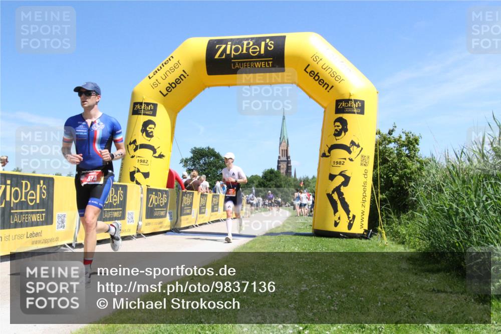 21.06.2026 - Viking Triathlon Michael Strokosch http://msf.ph/oto/9837136 21.06.2026 13:49:49 Laufen 98, 411, 474 meine-sportfotos.de