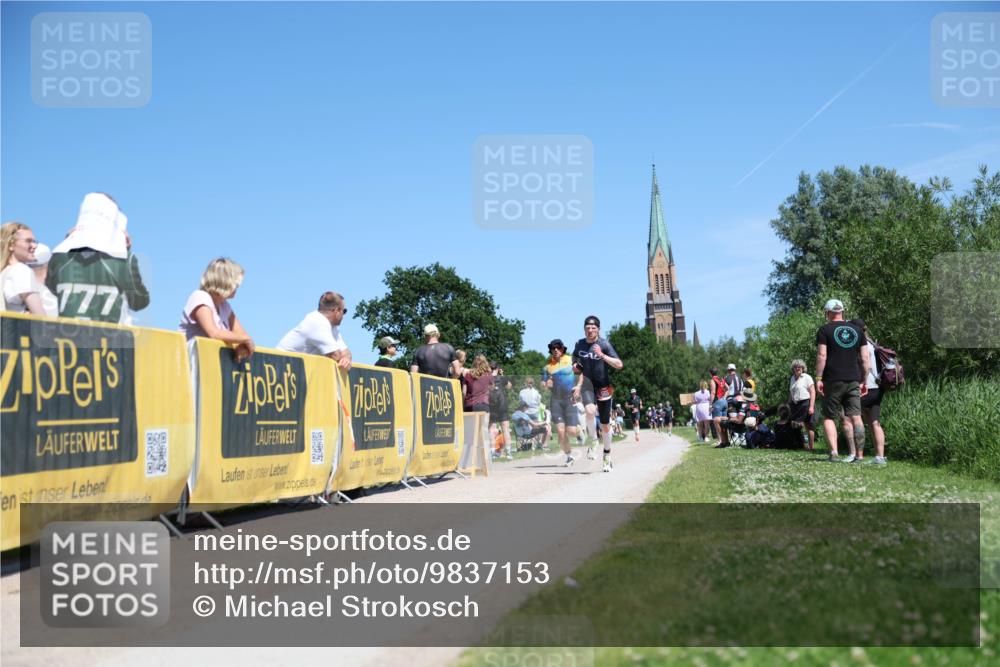 21.06.2026 - Viking Triathlon Michael Strokosch http://msf.ph/oto/9837153 21.06.2026 14:28:09 Laufen 335, 565 meine-sportfotos.de