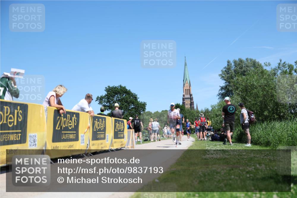 21.06.2026 - Viking Triathlon Michael Strokosch http://msf.ph/oto/9837193 21.06.2026 14:28:30 Laufen 365, 422, 532 meine-sportfotos.de