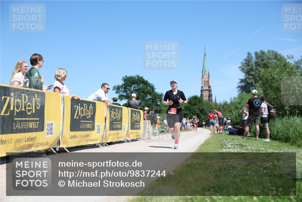 21.06.2026 - Viking Triathlon Michael Strokosch http://msf.ph/oto/9837244 21.06.2026 14:28:40 Laufen 127, 532, 649 meine-sportfotos.de