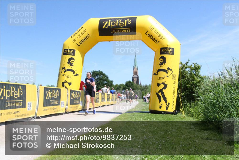 21.06.2026 - Viking Triathlon Michael Strokosch http://msf.ph/oto/9837253 21.06.2026 13:53:36 Laufen 203 meine-sportfotos.de