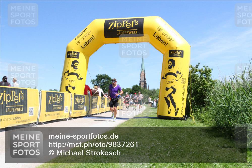 21.06.2026 - Viking Triathlon Michael Strokosch http://msf.ph/oto/9837261 21.06.2026 13:53:48 Laufen 45, 492, 557 meine-sportfotos.de