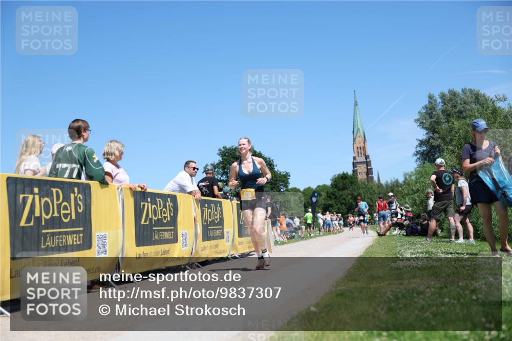 21.06.2026 - Viking Triathlon Michael Strokosch http://msf.ph/oto/9837307 21.06.2026 14:29:14 Laufen 89, 660 meine-sportfotos.de