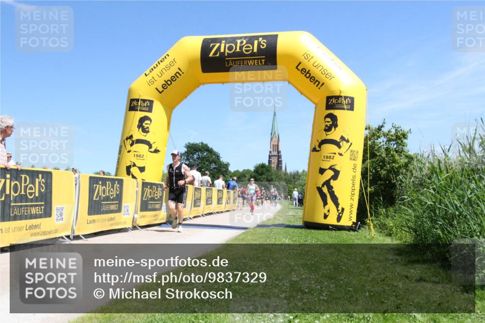 21.06.2026 - Viking Triathlon Michael Strokosch http://msf.ph/oto/9837329 21.06.2026 13:56:08 Laufen 77, 93, 115, 172, 543 meine-sportfotos.de