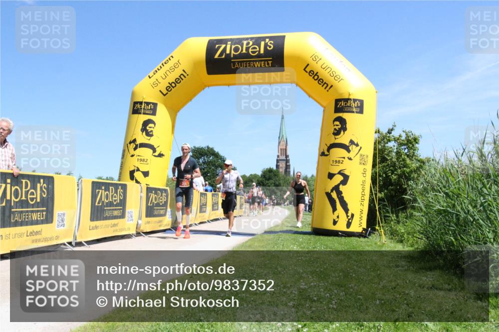 21.06.2026 - Viking Triathlon Michael Strokosch http://msf.ph/oto/9837352 21.06.2026 13:56:39 Laufen 209, 497 meine-sportfotos.de