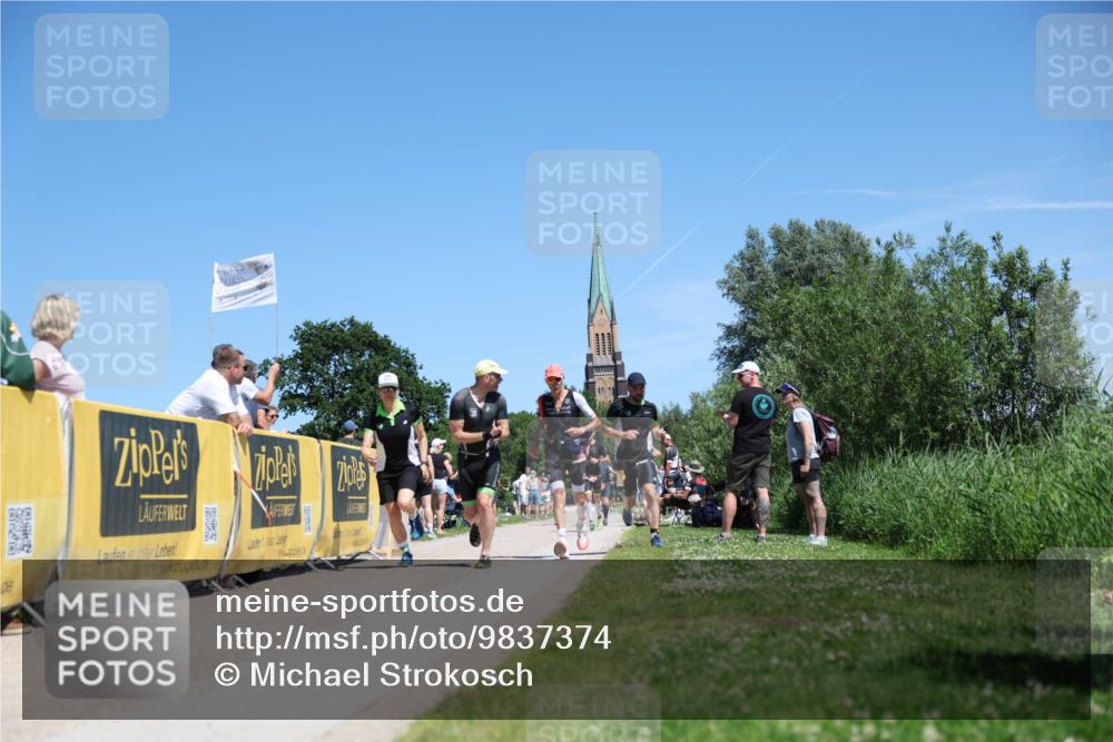 21.06.2026 - Viking Triathlon Michael Strokosch http://msf.ph/oto/9837374 21.06.2026 14:29:44 Laufen 70, 107, 113, 151, 340, 522, 610 meine-sportfotos.de