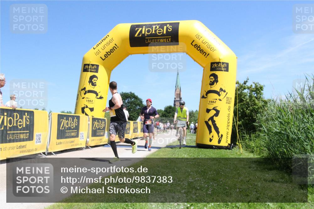 21.06.2026 - Viking Triathlon Michael Strokosch http://msf.ph/oto/9837383 21.06.2026 13:57:18 Laufen 416, 523, 562, 643 meine-sportfotos.de