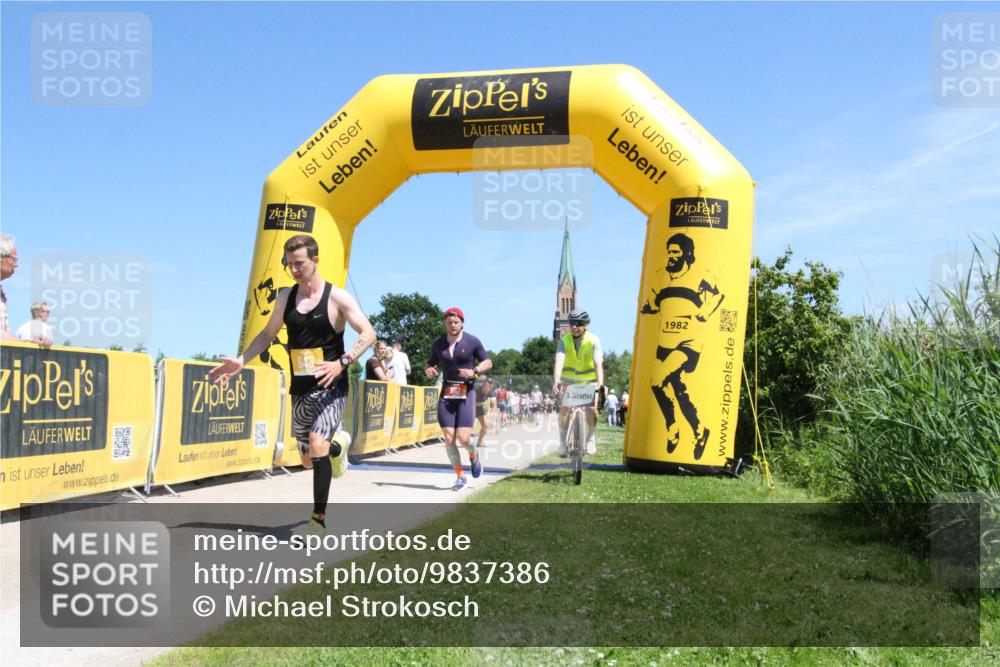 21.06.2026 - Viking Triathlon Michael Strokosch http://msf.ph/oto/9837386 21.06.2026 13:57:18 Laufen 416, 523, 562, 643 meine-sportfotos.de