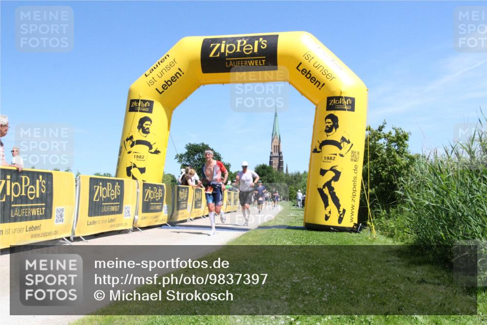 21.06.2026 - Viking Triathlon Michael Strokosch http://msf.ph/oto/9837397 21.06.2026 13:57:46 Laufen 21, 49, 114 meine-sportfotos.de
