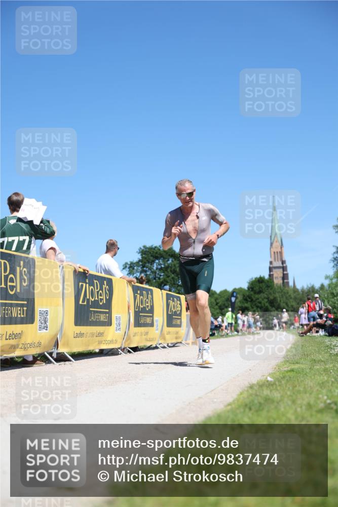 21.06.2026 - Viking Triathlon Michael Strokosch http://msf.ph/oto/9837474 21.06.2026 14:30:36 Laufen 60, 98 meine-sportfotos.de