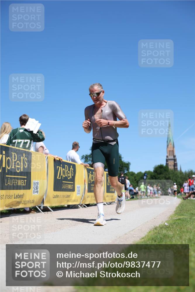 21.06.2026 - Viking Triathlon Michael Strokosch http://msf.ph/oto/9837477 21.06.2026 14:30:37 Laufen 60 meine-sportfotos.de