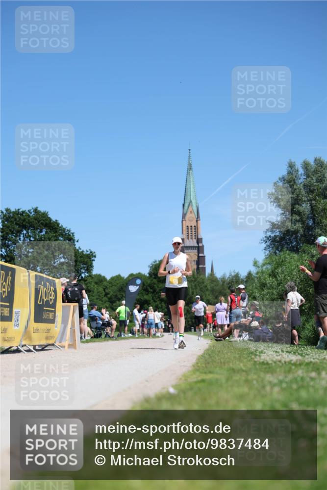 21.06.2026 - Viking Triathlon Michael Strokosch http://msf.ph/oto/9837484 21.06.2026 14:30:47 Laufen 28, 114, 618 meine-sportfotos.de