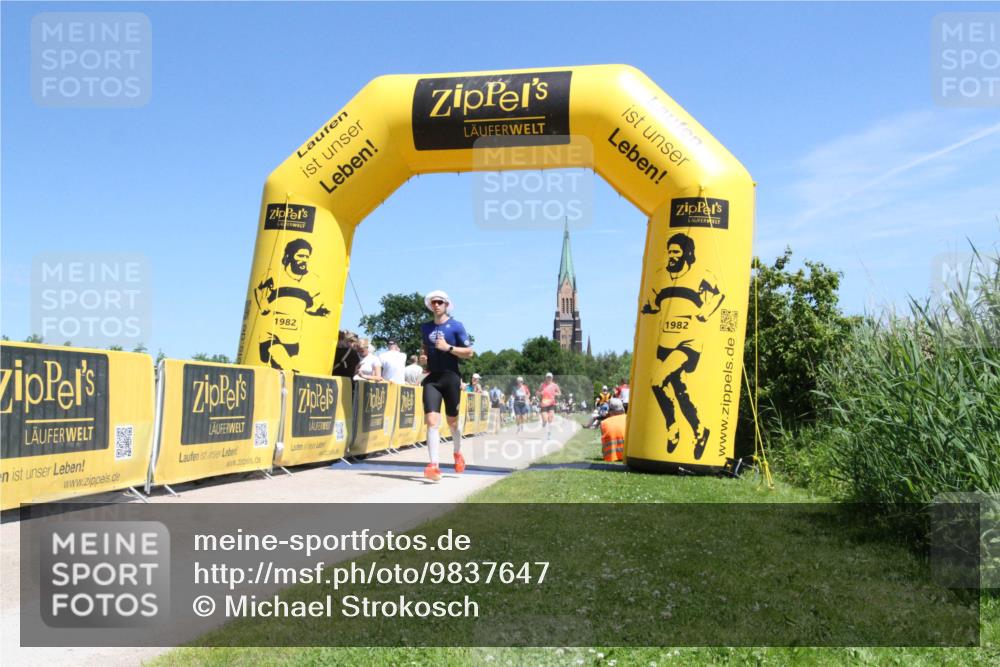 21.06.2026 - Viking Triathlon Michael Strokosch http://msf.ph/oto/9837647 21.06.2026 14:05:22 Laufen 27, 634 meine-sportfotos.de