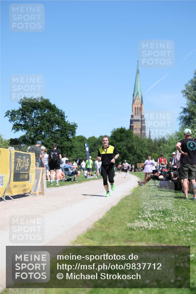 21.06.2026 - Viking Triathlon Michael Strokosch http://msf.ph/oto/9837712 21.06.2026 14:32:31 Laufen 392, 502 meine-sportfotos.de