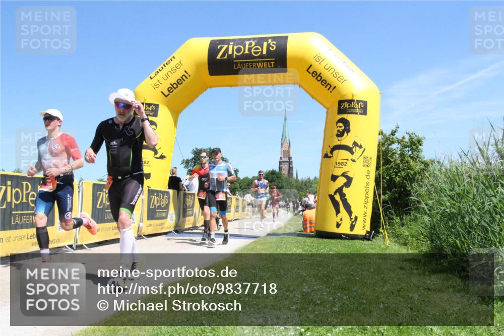 21.06.2026 - Viking Triathlon Michael Strokosch http://msf.ph/oto/9837718 21.06.2026 14:07:33 Laufen 144, 195, 229, 388, 465, 613 meine-sportfotos.de