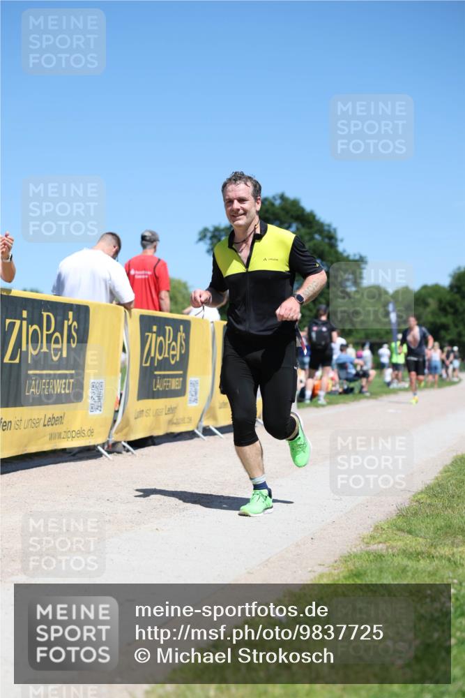 21.06.2026 - Viking Triathlon Michael Strokosch http://msf.ph/oto/9837725 21.06.2026 14:32:33 Laufen 392, 502 meine-sportfotos.de