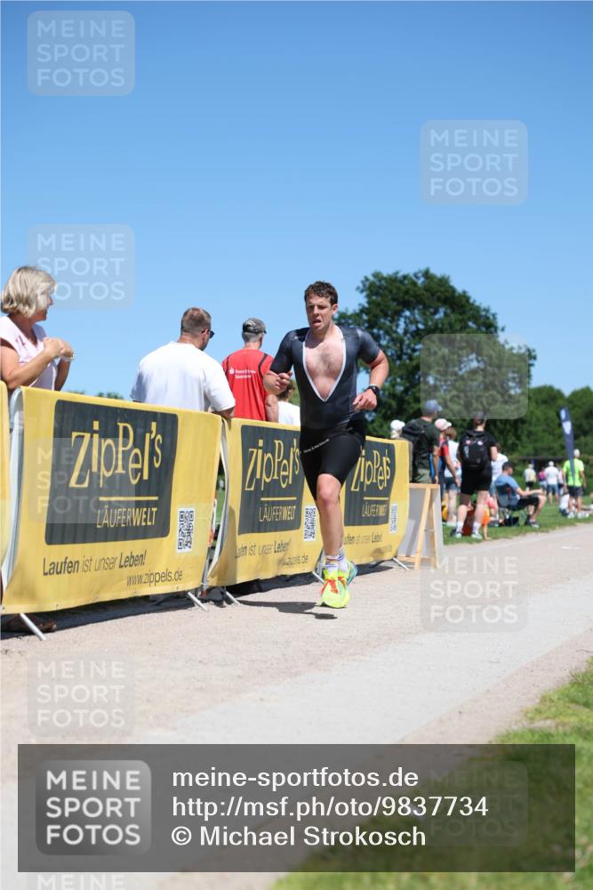 21.06.2026 - Viking Triathlon Michael Strokosch http://msf.ph/oto/9837734 21.06.2026 14:32:38 Laufen 392 meine-sportfotos.de