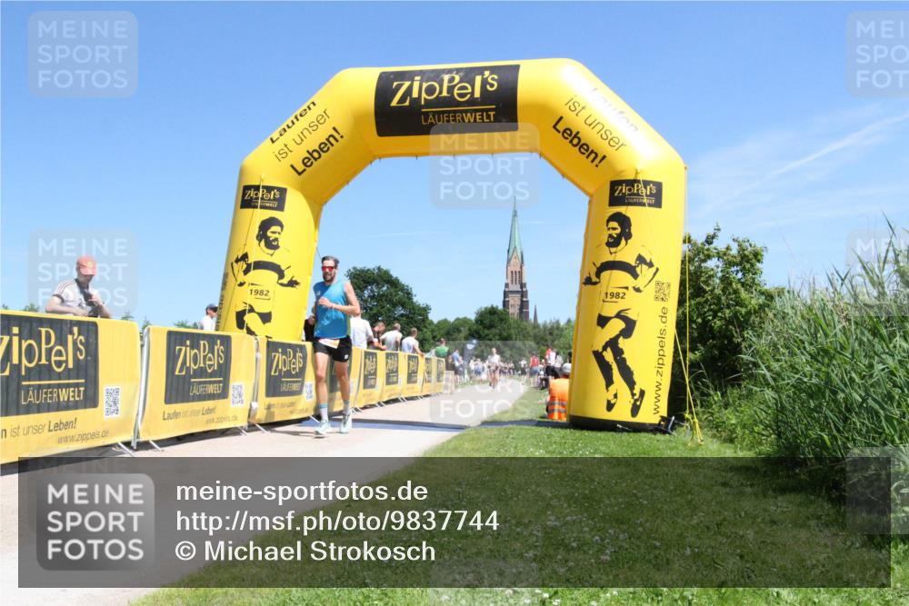 21.06.2026 - Viking Triathlon Michael Strokosch http://msf.ph/oto/9837744 21.06.2026 14:08:24 Laufen 239, 306 meine-sportfotos.de